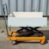 150 KG CAPACITY LIFTING PLATFORM TROLLEY WITH PNEUMATIC FOOT PUMP AND HANDLE RELEASE. MAX LIFT HEIGHT 700MM - 3