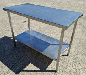 STAINLESS STEEL FOOD PREPARATION TABLE 122 X 61 X 90CM HIGH