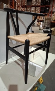 1 X BRAND NEW CARL HANSEN & SON CHAIR IN BLACK SMOOTH / SAND - RRP £370