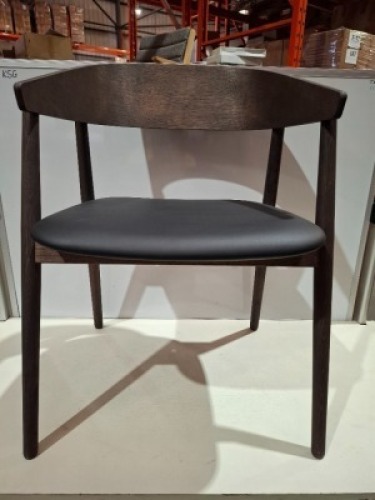 1 X BRAND NEW ANDERSEN ARM CHAIR IN LEATHER / WALNUT - PPR &pound;375