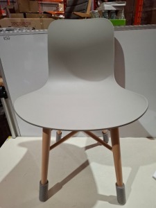 2 X BRAND NEW LANGUE ORIGINAL DINING CHAIR IN FLINT GREY IN SIZE W 50 X D 51 X H 78 CM