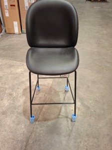 1 X BRAND NEW GUBI BEETLE BAR CHAIR FULLY UPHOLSTERED IN BLACK SIZE 56 X 56 X 118 - RRP £ 999