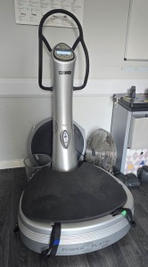 1 X POWER PLATE PRO 5 VIBRATION PLATFORM