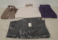 20 X BRAND NEW DAN JOHN MIXED CLOTHING LOT TO INCLUDE JEANS - CASHMERE SCARFS - KNITTED JUMPERS - SHIRTS ETC ALL IN VARIOUS SIZES