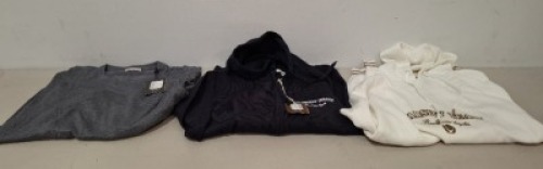 20 X BRAND NEW DAN JOHN MIXED CLOTHING LOT TO INCLUDE VARSITY HOODIE IN WHITE IN SIZE L , VARSITY ZIP UP FLEECE HOODIE IN NAVY IN L SWEATSHIRT IN GREY IN XXL ETC ( NOTE - TRAY NOT INCLUDED)