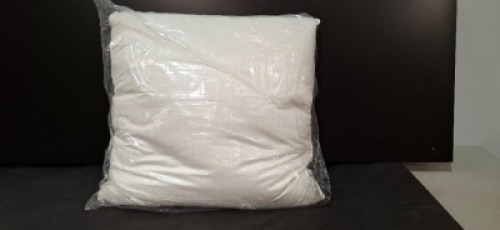 40 X BRAND NEW NIMBUS EMPORIUM LUXURIOUS PILLOWS 100% DUCK FEATHER IN SIZE 65X65 ON A FULL BAY