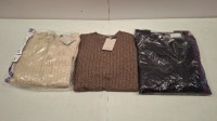 20 X BRAND NEW DAN JOHN SWEATSHIRT LOT TO INCLUDE SWEATSHIRT IN CREAM BEIGE IN SIZE L , SWEATSHIRT IN NAVY IN SIZE XL , SWEATSHIRT IN GREY IN SIZE XXL IN ONE TRAY (NOTE - TRAY NOT INCLUDED)