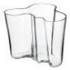 2 X BRAND NEW LOT CONTAINING 1 ALVAR AaLTO COLLECTION SINCE 1936 VASE IN SIZE 251 MM IN WHITE / VALKOINEN - RRP &pound;220 AND 1 VASE MAIJAKKO IN SIZE 160 MM IN CLEAR / KIRKAS - RRP &pound;190 - TOTAL RRP &pound;410 - 2