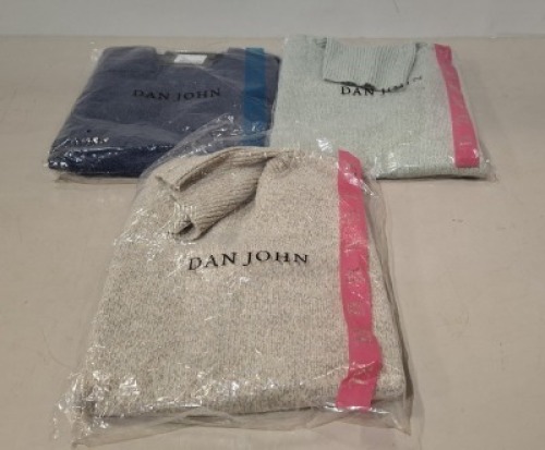 20 X BRAND NEW DAN JOHN MIXED CLOTHING LOT CONTAINING SWEATSHIRT IN NAVY IN SIZE M , TURTLE NECK JUMPER BEIGE IN SIZE XL , JUMPER IN TEAL IN SIZE L ETC IN TWO TRAYS (NOTE - TRAYS NOT INCLUDED)