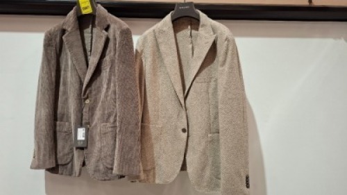 5 X BRAND NEW DAN JOHN BLAZERS LOT TO INCLUDE 3 X IN BROWN / GREY IN SIZES 48, 56 AND 58, 2 X IN TAUPE IN SIZES 44 AND 54 - RRP &pound;130