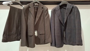 5 X BRAND NEW DAN JOHN BLAZERS LOT ALL IN BROWN 3 X WITH PANTS IN SIZES 48, 56 AND 58, 2 X WITHOUT PANTS IN SIZES 50 AND 52 - RRP £130