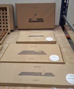 4 X BRAND NEW MIXED LOT CONTAINING 1 FIONIA TRAY IN TEAK IN SIZE 48 X 32 1 DANIA CUTTING BOARD IN TEAK END GRAIN IN SIZE 40 X 24 1 SILD TRAY IN TEAK IN SIZE 49 X 24.5 1 SILD TRAY IN TEAK IN SIZE 55 X 16 IN 4 BOXES