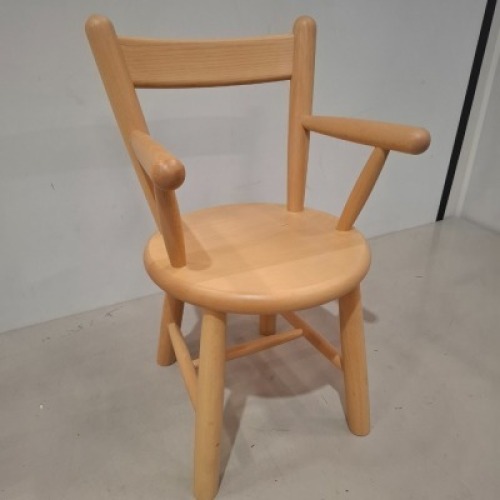 1 X BRAND NEW WITH BOX BORGE MOGENSEN P9 CHILDREN'S CHAIR IN WOOD - RRP &pound;189