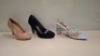 20 X MIXED WOMENS SHOES LOT CONTAINING IDEAL HIGH HEEL SHOES IN CAMEL AND GREEN IN SIZE 3 , QUEEN V IVI HEELED SHOE IN NUDE IN SIZE 4 , U.DESIRED BLOCK HEEL IN SKY BLUE IN SIZE 7 ETC ON HALF A BAY