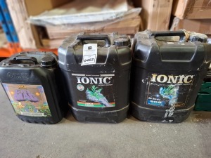 3 X MIXED GARDEN FERTILIZER LOT CONTAINING IONIC NUTRIENT SOLUTION 20L SOIL GROW , IONIC NUTRIENT SOLUTION COCO GROW 20L , INDICA NUTRIENTS CAL-MAG CALCIUM AND MAGNESIUM SUPPLEMENTS 10L