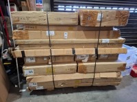 10 X FLATPACK FURNITURE LOT TO INCLUDE MARBLE - EFFECT 4 DRAWER CHEST IN WHITE , ACAPULCO 4PC BEDROOM SET IN SOLID GREY , HOMELI LANC 4 PC SET IN CREAM ETC (NOTE - CUSTOMER RETURNS COULD BE PARTS ONLY- ON A FULL PALLET )