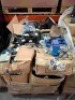 LARGE AMOUNT OF MIXED ELECTRICAL EQUIPMENT CONTAINING DYNAMODE DH-878 STEREO HEADSET WITH SURROUND SOUND , 4KG ANKLE WRIST RUNNING WEIGHTS , DATA SWITCH KVM SERIES 2W-6615 ETC ON A PALLET (NOTE - CUSTOMER RETURNS)