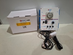 4 X BRAND NEW CLI-MATE MINI GROWER CONTROLLER THAT CONTROLS LIGHT UP TO 2 X 600W