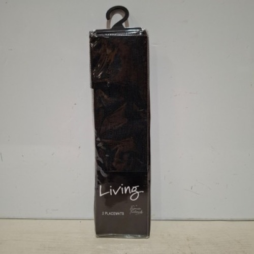 96 X BRAND NEW LIVING BY THOMAS FREDERICK PLACEMATS IN BLACK IN SIZE 30 X 46 IN ONE BOX