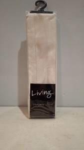 96 X BRAND NEW LIVING BY THOMAS FREDRICK PLACEMATS IN CREAM IN SIZE 30 X 46 CM IN ONE BOX