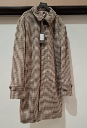 4 X BRAND NEW LIGHT GREY - BROWN TAUPE DAN JOHN COATS, CAPPOTTO MONOPETTO IN PIED SE POULE IN VARIOUS SIZES TO INCLUDE - 1 X SIZE 48 & 3 X SIZE 46, - RRP &pound;159.99 PER COAT.