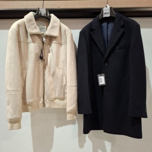 4 X BRAND NEW DAN JOHN COATS & JACKETS IN VARIOUS COLOURS AND SIZES TO INCLUDE - 2 X CREAM JACKETS IN SIZES - 1 X SIZE SMALL & 1 X SIZE 3XL - RRP &pound;129.99 PER JACKET. 2 X NAVY BLUE COATS IN SIZES - 1 X SIZE 46 & 1 X SIZE 50 - RRP &pound;139.99 PER COAT.