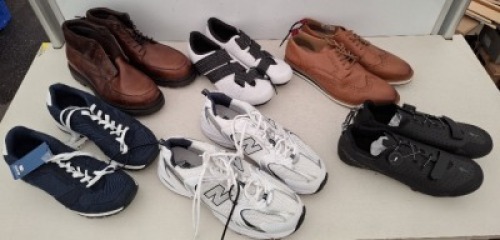 40 X MIXED SHOES LOT CONTAINING LONSDALE TRAINERS IN WHITE/NAVY IN SIZE UK 12 , FIRETRAP BOOTS IN BROWN IN SIZE 8 , TEMPTO TRAINERS IN WHITE/BLACK IN SIZE UK 8.5 , SOULCAL COVERSE SHOES IN RUBY IN SIZE 7 ETC IN TWO TRAYS ( NOTE - TRAYS NOT INCLUDED)