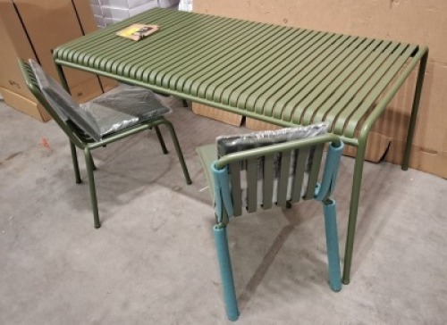 1 X BRAND NEW 4 PIECE GARDEN SET TO INCLUDE 1 HAY PALISSADE OLIVE OUTDOOR DINING TABLE IN SIZE W 160 X D 80 X H 74 - RRP &pound;989 4 HAY PALISSADE CHAIRS IN OLIVE WITH CUSHIONS IN SIZE W 47 X D 56 X H 80 - RRP EACH &pound;244 - TOTAL RRP FOR LOT &pound;1965