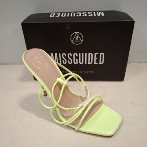30 X BRAND NEW MIXED MISSGUIDED SHOES CONTAINING ASSYM STRAPPY HEELED SANDAL IN LIME , HIGH HEEL BLOCK BARELY THERE SANDALS IN WHITE ALL IN SIZE 7