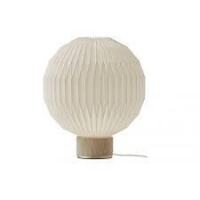 1 X BRAND NEW LE KLINT MODEL 375 TABLE LAMP LK 375 WITH LIGHT OAK BASE - RRP &pound;481
