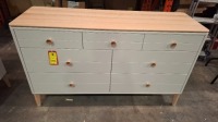 1 X MARLOW 7 DRAWER CHEST BY VIDA LIVING IN LIGHT GREY / CASHMERE OAK (NOTE SOME SCRATCHES AND MARKS ON TOP / CUSTOMER RETURNS )
