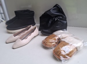 30 X BRAND NEW MIXED WOMENS SHOES LOT CONTAINING SPOT ON FLAT POINTED TOE SHOES IN NUDE IN SIZE 37 , SLIPPERS IN BROWN AND WHITE IN SIZE 38 , WOMENS TRAINERS IN PINK IN SIZE 38 ETC IN ONE TUB (NOTE - TUBS NOT INCLUDED)