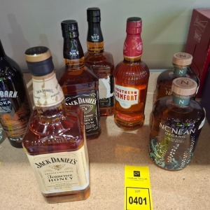 6 X BRAND NEW MIXED ALCOHOL LOT CONTAINING 2 JACK DANIELS 1LITRE BOTTLES , 1 JACK DANIELS TENNESSESS HONEY 1 LITRE BOTTLE , 2 NC' NEAN ORGANIC SINGLE MALT SCOTCH WHISKY 70CL . AND 1 M.W HERON'S SOUTHERN COMFORT 70CL