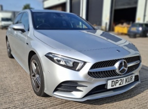 SILVER MERCEDES-BENZ A 250 AMG LINE EXECUTIVE, REG NO: DP21 KUR, ENGINE SIZE: 1332CC, HYBRID ELECTRIC, FIRST REGISTERED: 16/06/2021, MILEAGE: 42,977, MEDIA CENTRE, SAT NAV, BLACK LEATHER INTERIOR / SUEDE TRIM, REAR TINTED WINDOWS, MOT 15/06/25, x2 KE