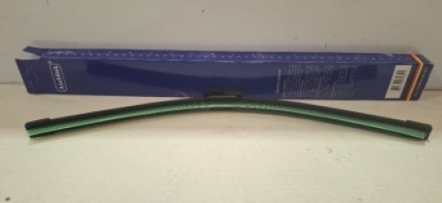 300 X AXEBLINK WINDSCREEN WIPERS IN SIZE 18 IN 6 BOXES