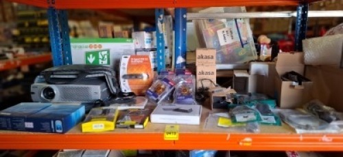 30 X MIXED LOT CONTAINING SANYO MULTIVERSE PROJECTOR , AKASA AMBER FANS ULTRAQUITE 8CM PC CASE FANS , BELKIN HI-SPEED USB 2.0 DOCKSTATION , FOLDABLE KEYBOARD , VGA CABLE , LIGHTWEIGHT STEREO HEADPHONES , ETC ON A FULL SHELF