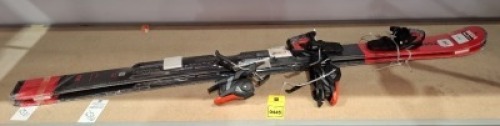 1 X BRAND NEW PAIR OF ATOMIC SKIIS - RRP 350 EUROS