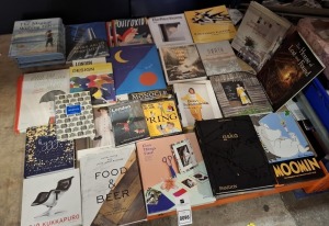 40 X BRAND NEW MIXED BOOKS LOT CONTAINING REFLECTIONS BY LOUIS POULSEN , FOOD FROM THE FIRE , THE MAGICAL WISHING FISH , PLIP THE UMBRELLA MAN ETC ON HALF A BAY