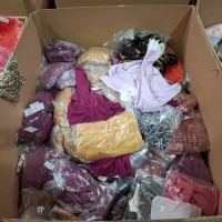 400+ MIXED CLOTHING LOT CONTAINING SONIYA LONG DRESS IN BLACK AND ORANGE IN SIZE M/L , JENERIQUE V NECK DRAPE MIDI DRESS IN FUSCHIA IN SIZE UK 10 , ELENZA WOOL JUMPER IN LILAC IN SIZE M/L , STUDDED TROUSERS IN LIGHT CAMEL IN SIZE 6 ETC IN ONE PALLET BOX