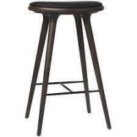 1 X COPE 740 HIGH STOOL IN BLACK IN SIZE H 70 - NOTE EX DISPLAY SOME MARKS SCUFFS AND CRACKS -
