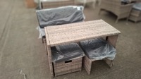 1 X BRAND NEW OUTDOOR 4 PIECE RATTAN SET TO INCLUDE 1 X LOVESEAT , 2 X FOOT STOOLS , 1 TABLE IN GREY - PRE-BUILT