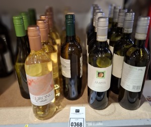 23 X BRAND NEW MIXED ALCOHOL LOT CONTAINING 10 ALASIA GAVI 75CL 12% , 3 GAVI LA CONTESSA 750ML 13 % , 6 COORONG ESTATE 75CL 11% , 3 FIRST FLEET WINE OF AUSTRALIA 75CL 13% , 1 VALDEMOREDA 2020 75CL 12%