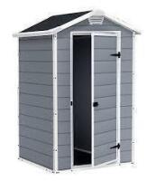2 X MIXED LOT CONTAINING 1 KETER 4 X 3 SHED IN BLACK / GREY AND 1 KETER OUTDOOR STORAGE BOX IN GREY 277 LITRES - (NOTE CUSTOMER RETURNS DAMAGED BOX UNKNOWN CONDITION)