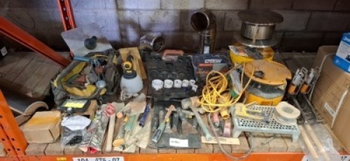 HALF A BAY OF MIXED BUILDERS TOOLS LOT CONTAINING BRICK TROWELS , 45 - DEGREE STAINLESS STEEL ELBOW PIPE , SOLAR LIGHT, HOLESAW SET BAG OF VARIOUS TOOLS ETC ON HALF A BAY