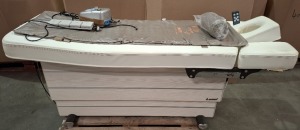 1 X LEMI EVO MASSAGE TABLE 3 ELECTRIC MOTORS FOR HEIGHT BACKREST AND LEG REST ADJUSTMENT - ORIG RRP £4373 - SIZE L 200 CM X W 74 CM X H 76 CM