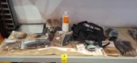 25 X PIECE MIXED SALON / BEAUTY LOT CONTAINING VARIOUS HAIR EXTENSIONS , I OWN THE TONE APRON , MIRRORED TRAYS , SILICONE LINED PRE - LOADED MICRO RINGS , HAIR CLIPS ETC ON HALF A SHELF