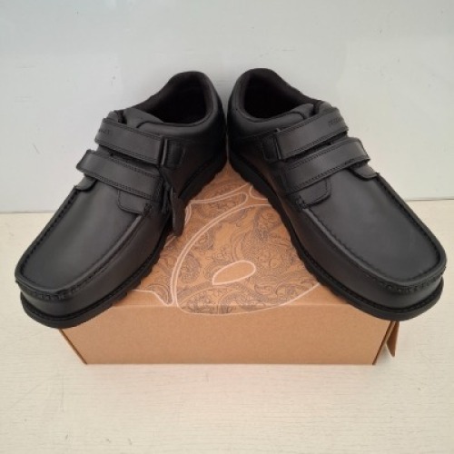 20 X PAIRS OF BRAND NEW ADULT PRETTY GREEN HARROW VELCRO SHOES IN BLACK ALL IN SIZE 9 RRP FOR EACH IS &pound;80 - TOTAL RRP FOR LOT IS &pound;1,600