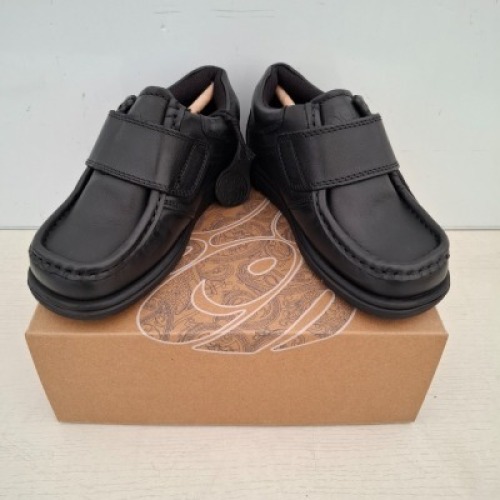 24 X PAIRS OF BRAND NEW KIDS PRETTY GREEN HARROW VELCRO SHOES IN BLACK ALL IN SIZE C10 RRP FOR EACH IS &pound;45 - TOTAL RRP FOR LOT &pound;1080