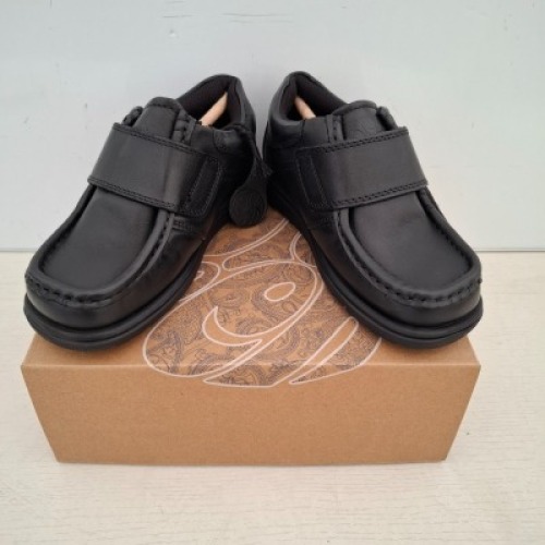 24 X PAIRS OF BRAND NEW KIDS PRETTY GREEN HARROW VELCRO SHOES IN BLACK ALL IN SIZE C10 RRP FOR EACH IS &pound;45 - TOTAL RRP FOR LOT &pound;1080