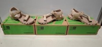 16 X BRAND NEW KARRIMOR AMAZON WOMENS SANDALS IN BEIGE ALL IN SIZE UK 6 - RRP EACH &pound;20 - TOTAL RRP &pound;360